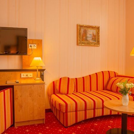 Alte Landratsvilla Hotel Bender Westerburg  Eksteriør bilde