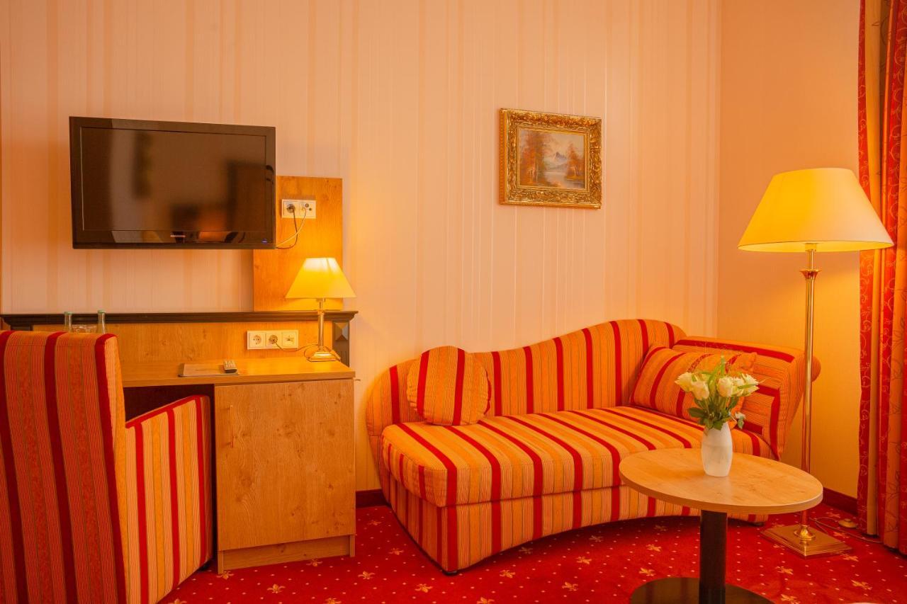 Alte Landratsvilla Hotel Bender Westerburg  Eksteriør bilde